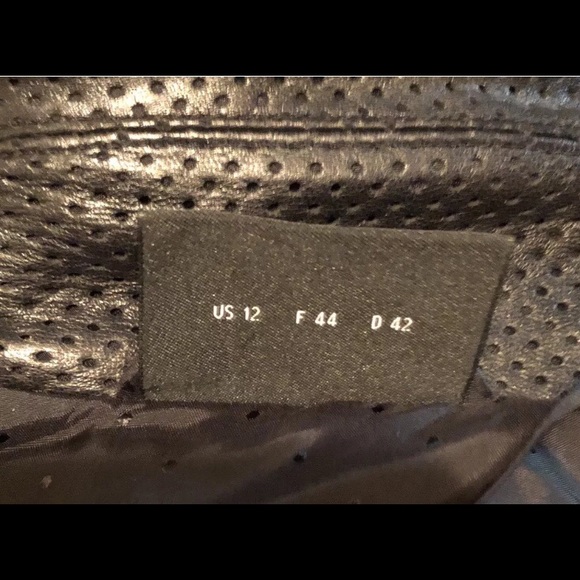 Authentic Akris Perforated Lambskin Crip Jacket 12 - Picture 6 of 6